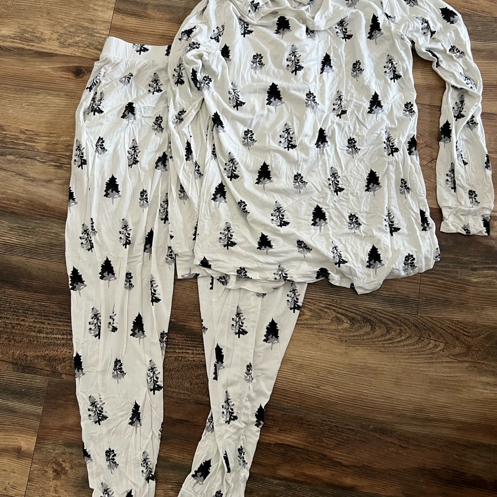 Kyte Midnight pines jogger set